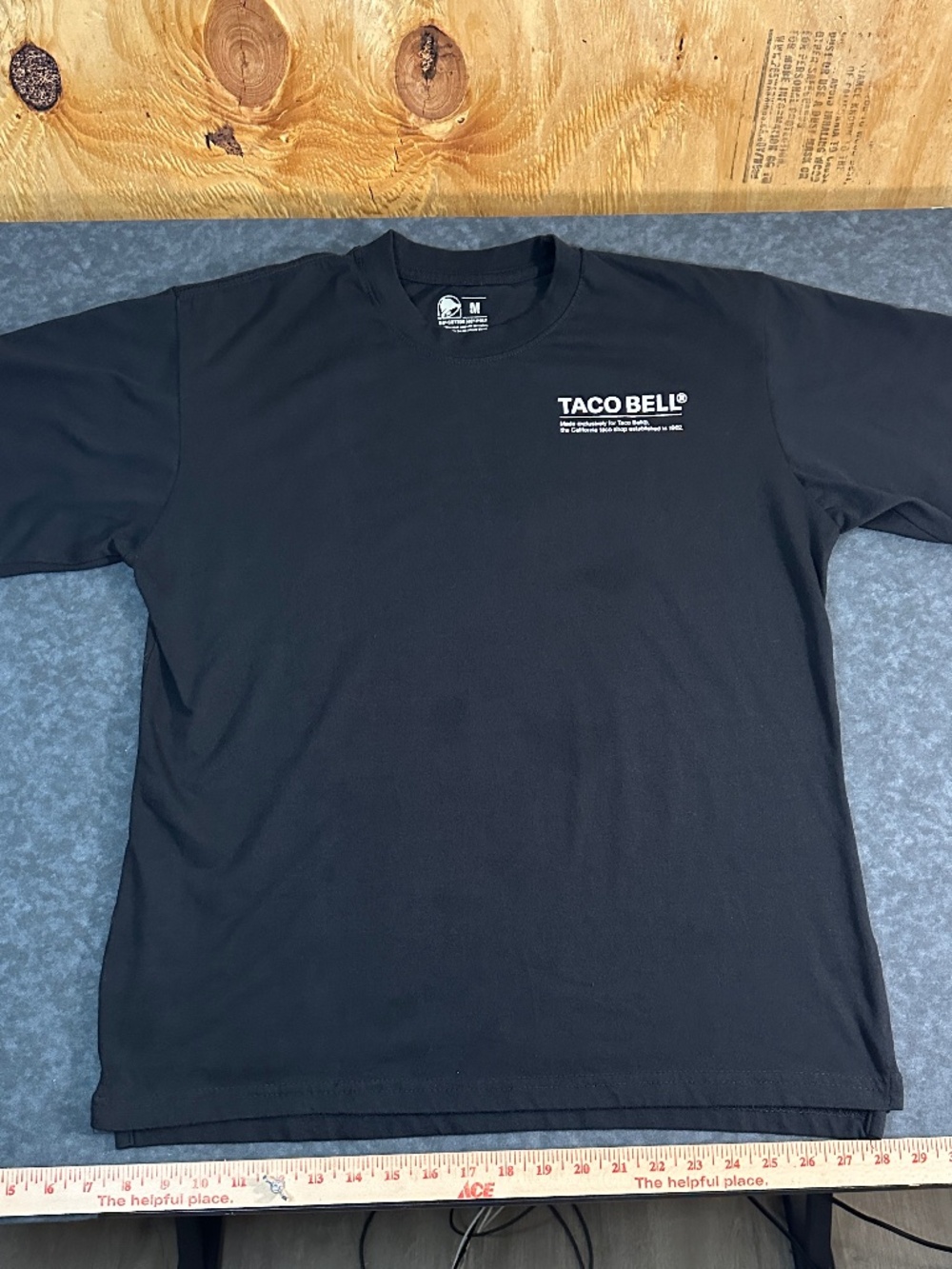 Taco Bell Live Más Black T Shirt Size Medium